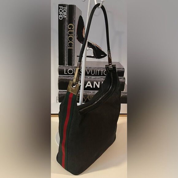 Authentic Gucci Denim Sherry Line Slouchy Shoulder Bag - Picture 2 of 7